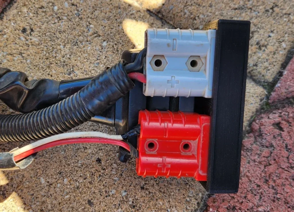 12 Pin Flat Trailer Plug + DUAL Anderson Plug dust cover (Australia/New Zealand)